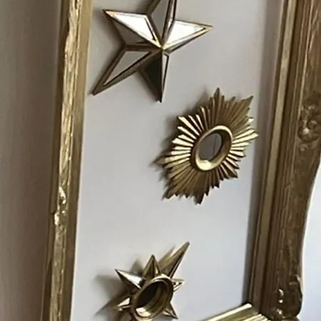 Confortable A Saugues Pour Randonneurs, 3 Spacieuses Avec Salle D'eau Privative - Fr-1-582-365 * Cubelles